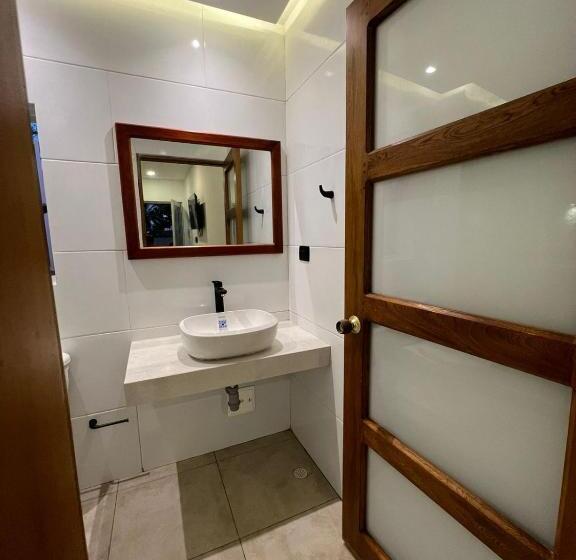 اتاق استاندارد, Camino Palmero Coveñas