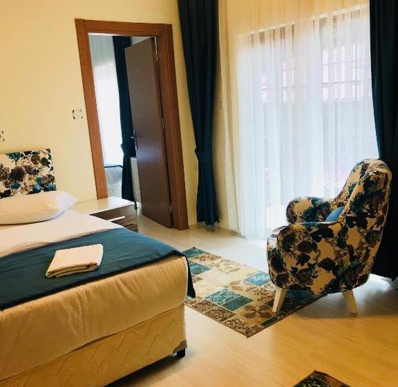 1 Bedroom Apartment Mountain View, Mego Suite Otel