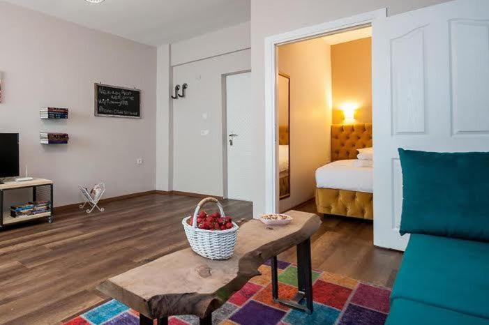 １ベッドルームアパートメント, Newway Apartments