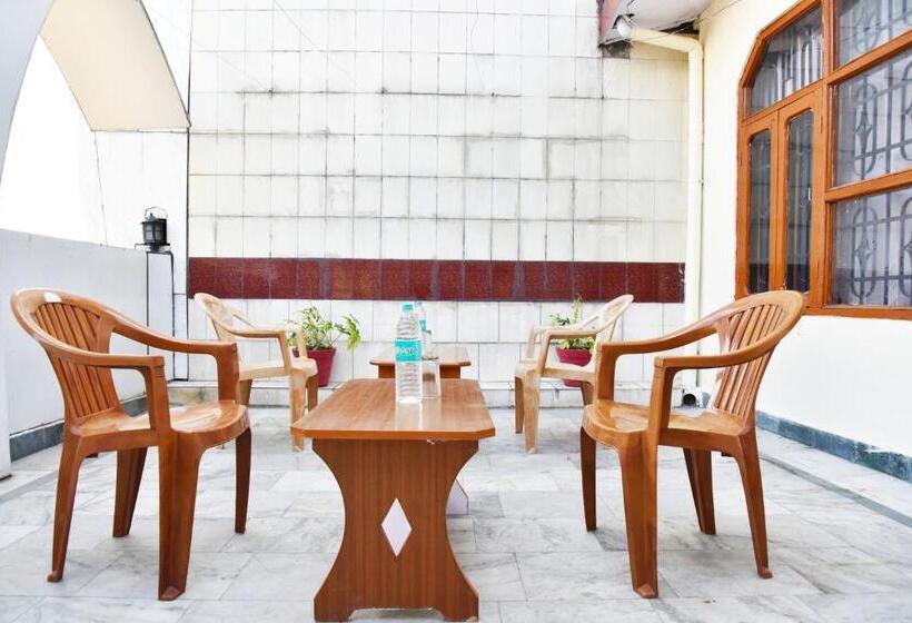 프리미엄 룸, Surbhi Guest House