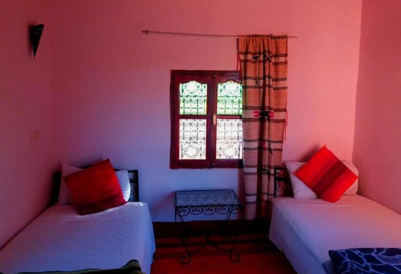 اتاق اکونومی, Kasbah Les Nomades