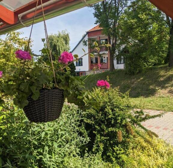 Номер Стандарт, Guest House Magyar Route 66