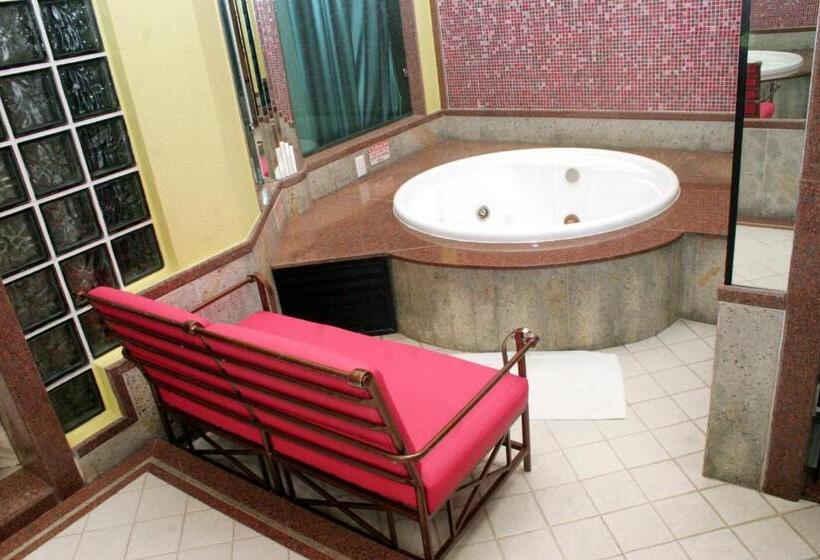 Номер Superior, Status Motel   Check In Livre