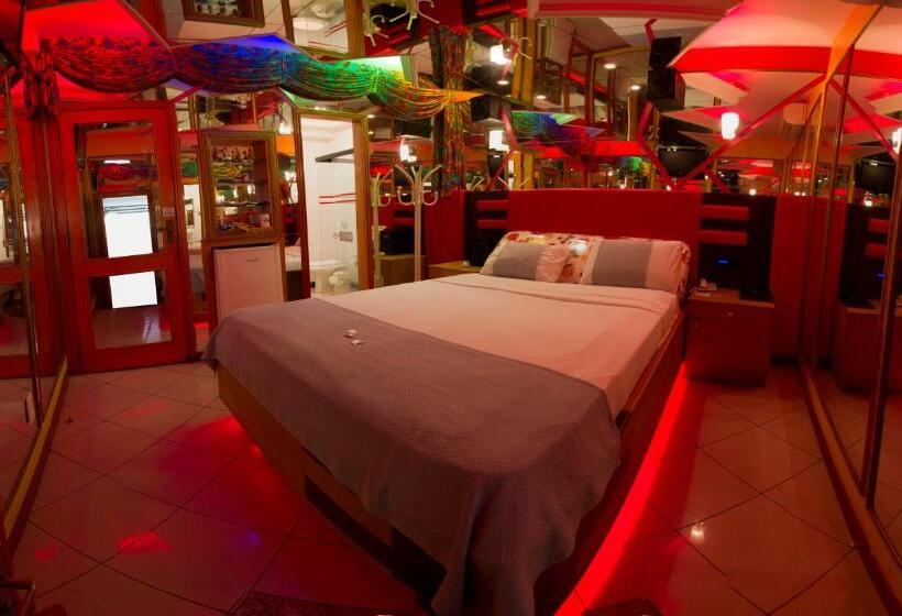 Номер Стандарт, Status Motel   Check In Livre
