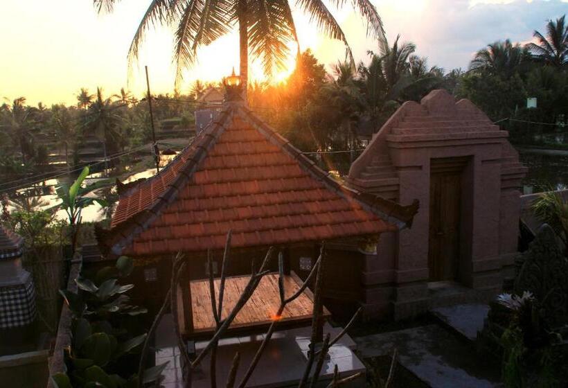 Номер Стандарт Вид на Бассейн, Villa Bungsil Gading