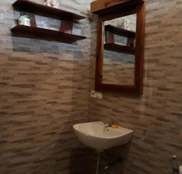 Номер Deluxe с Балконом, Villa Bungsil Gading