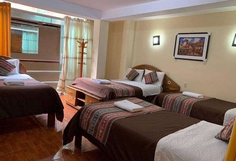 四人标准间, Hostal Urpi