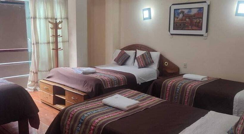 四人标准间, Hostal Urpi