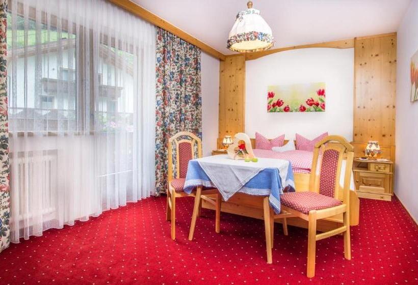 اتاق استاندارد با بالکن, Landhaus Tipotsch