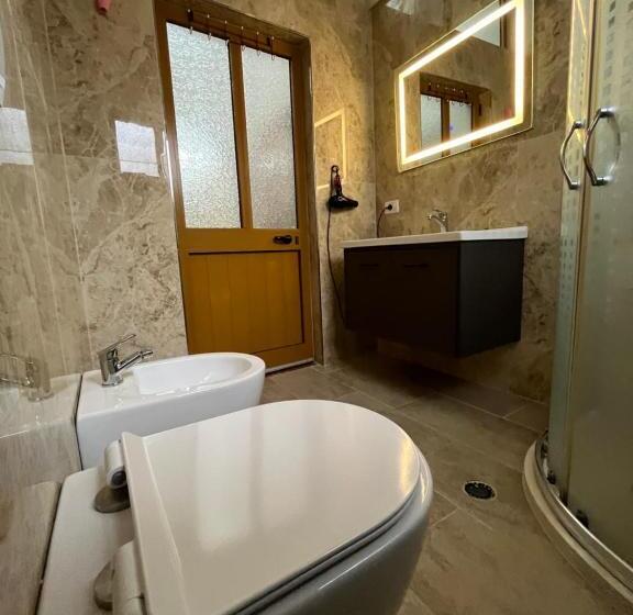 四人标准间, Rooms Emiliano Castle Of Kruja