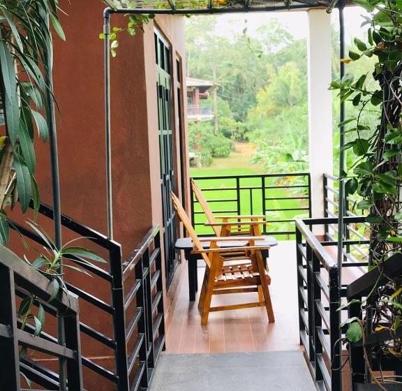 Номер Стандарт с Террасой, Darshani Lodge