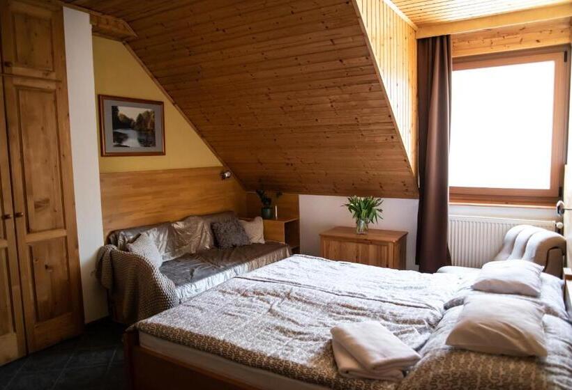 带1个卧室带观景的公寓, Hetényi Apartmanház és Birtok