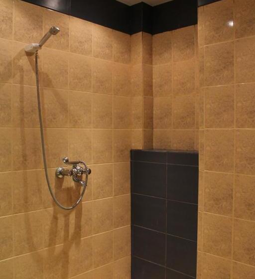 Номер Стандарт с Балконом, Edelvais Guest House