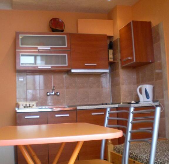 آپارتمان 1 خوابه با بالکن, Edelvais Guest House