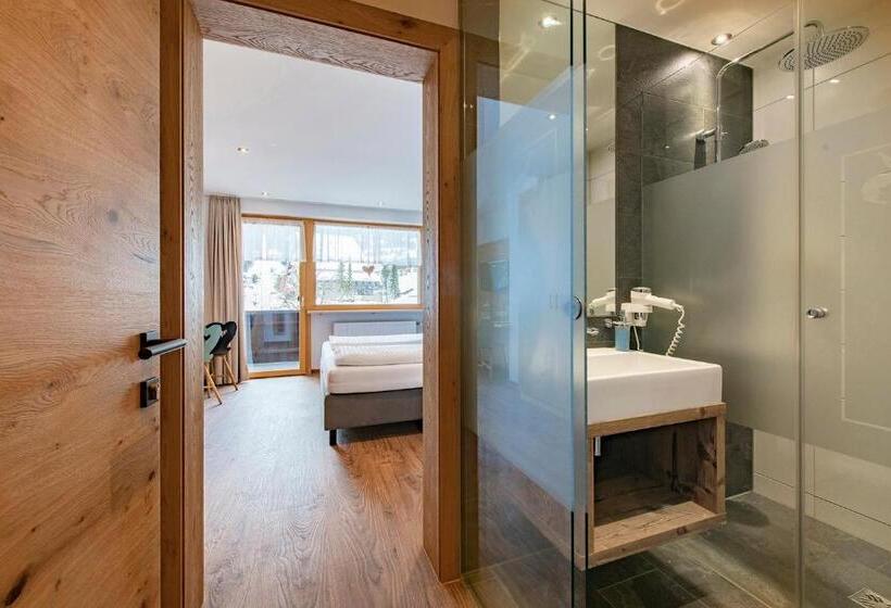 Номер Стандарт с Балконом, Gasthof Pension Wulfenia