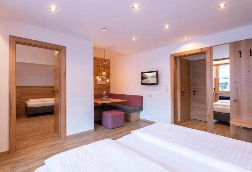 Семейный Номер, Gasthof Pension Wulfenia