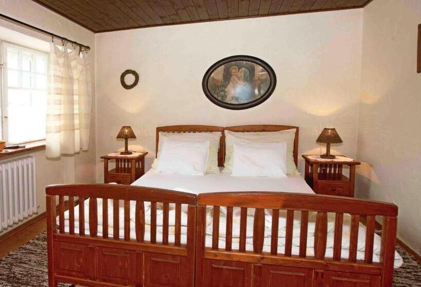 Номер Стандарт, Pension Brusenka