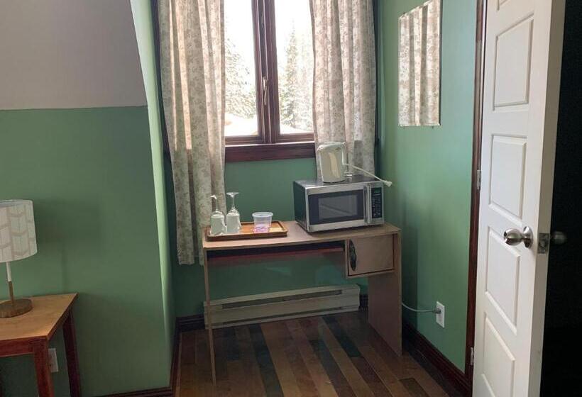 Номер Стандарт, L'auberge Refuge Du Trappeur