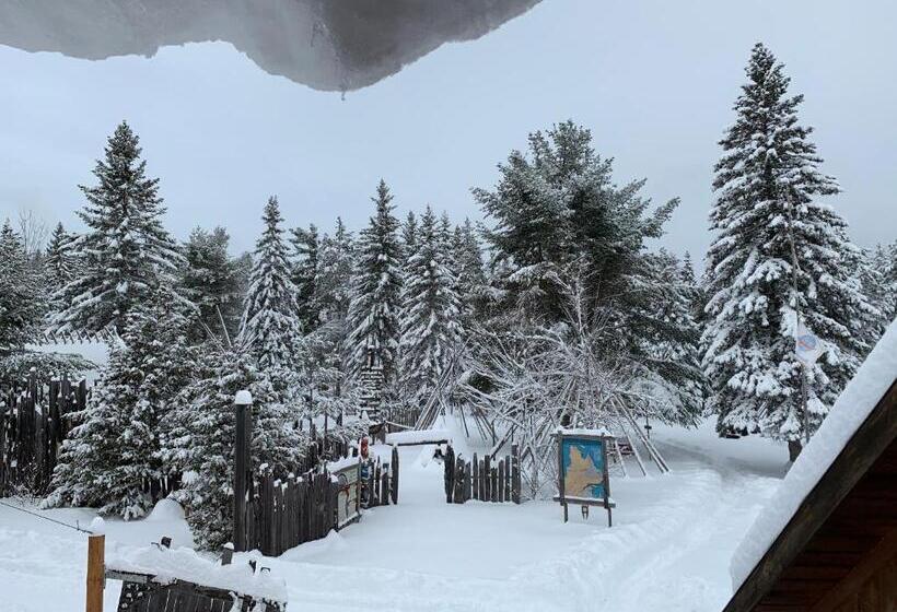 Люкс, L'auberge Refuge Du Trappeur