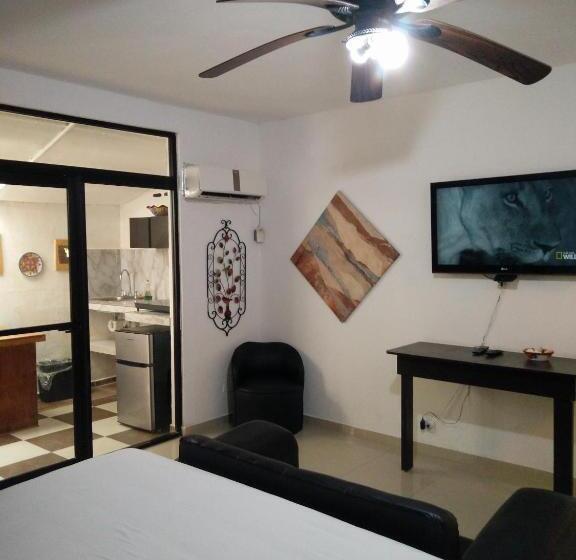 Studio Standard, Buenos Días Guest House
