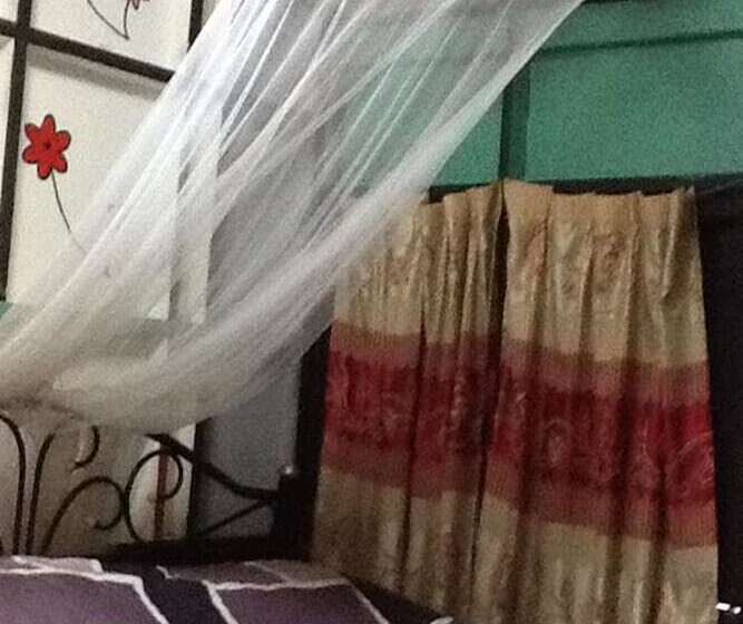Quarto Estandar Banheiro Compartilhado, New Phiman Riverview Guesthouse
