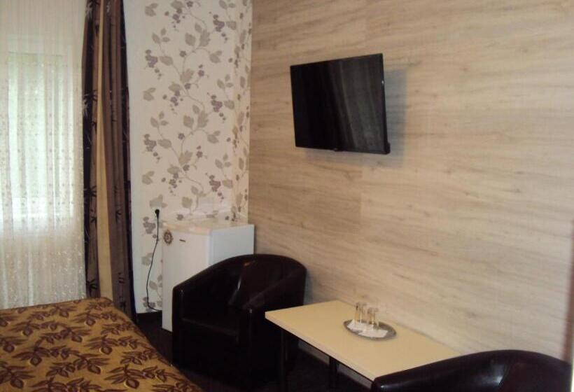 اتاق استاندارد, Pension Regal