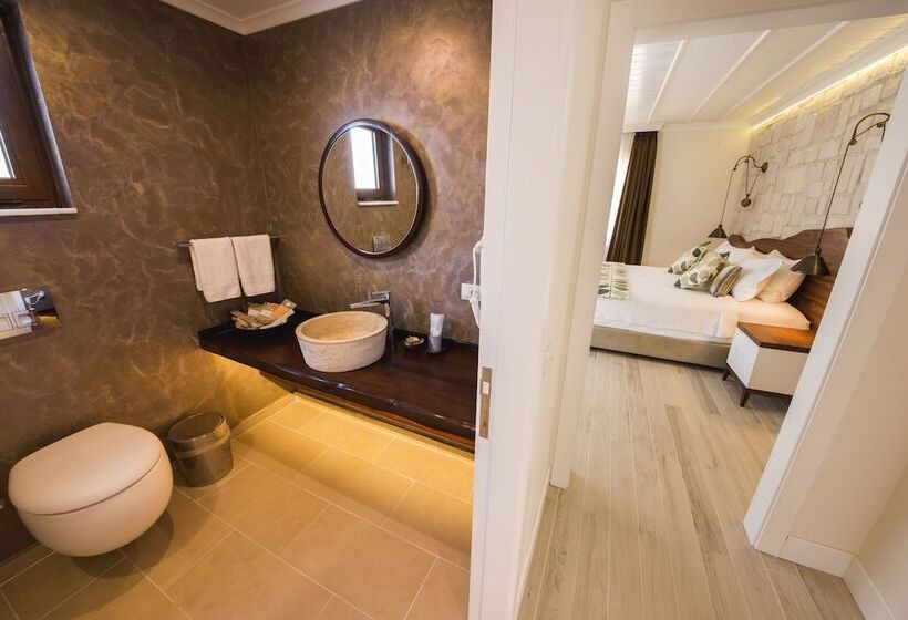 Номер Deluxe Вид на Море Боковой, Suna Sun Hotel   Adult Only