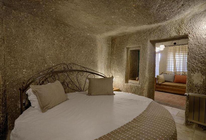패밀리 스위트, Hera Cave Suites