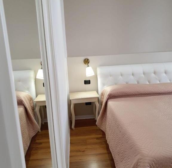 اتاق استاندارد چهار تخته, Guest House Piazza Carmine