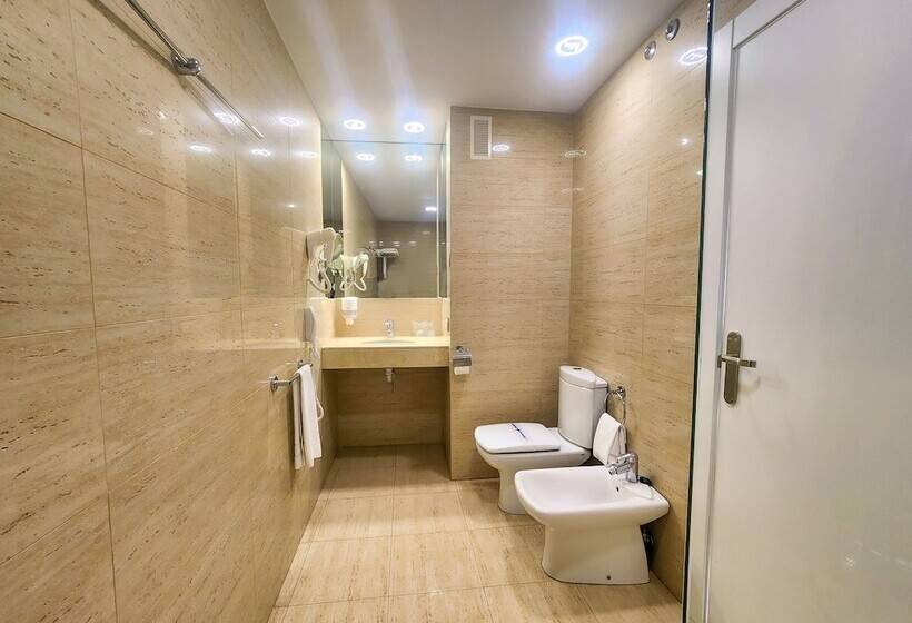 Quarto Premium, Faranda Marsol Candás
