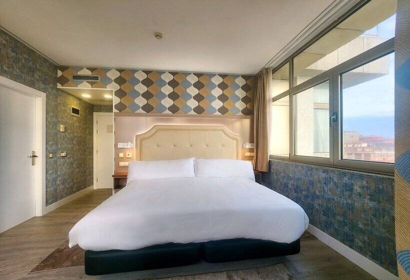 Quarto Premium, Faranda Marsol Candás