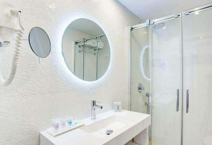 Номер Стандарт Боковой Вид на Море, The Sea Hotel By Grupotel   Adults Only