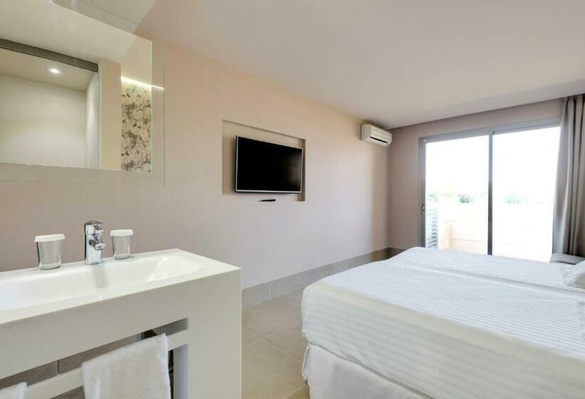 Номер Стандарт, Occidental Ibiza
