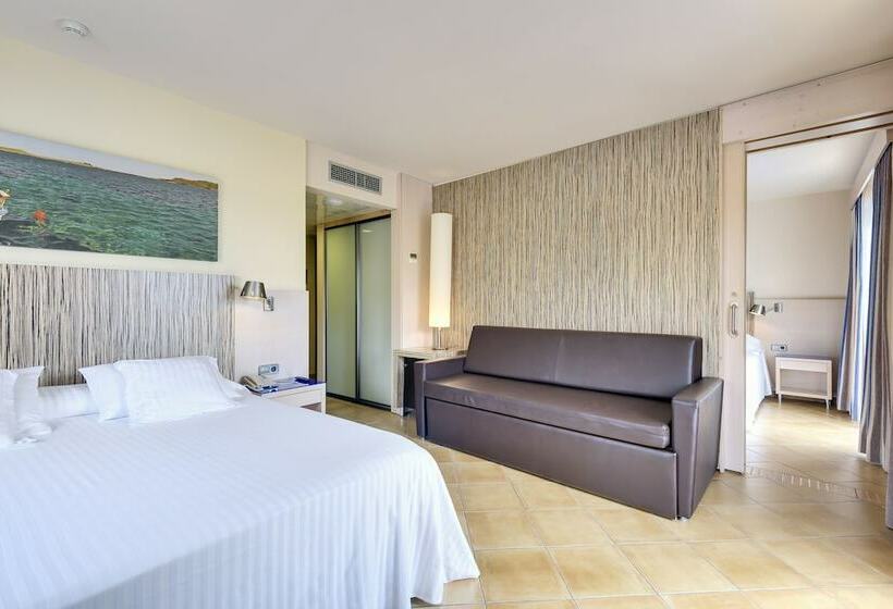 Семейный Номер, Occidental Menorca