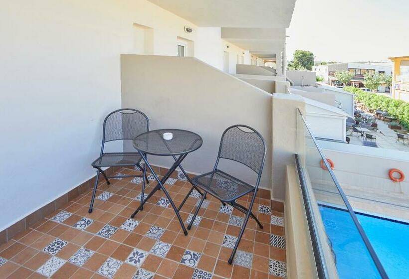 Quarto Estandar, Nura Santa Ponsa Pins