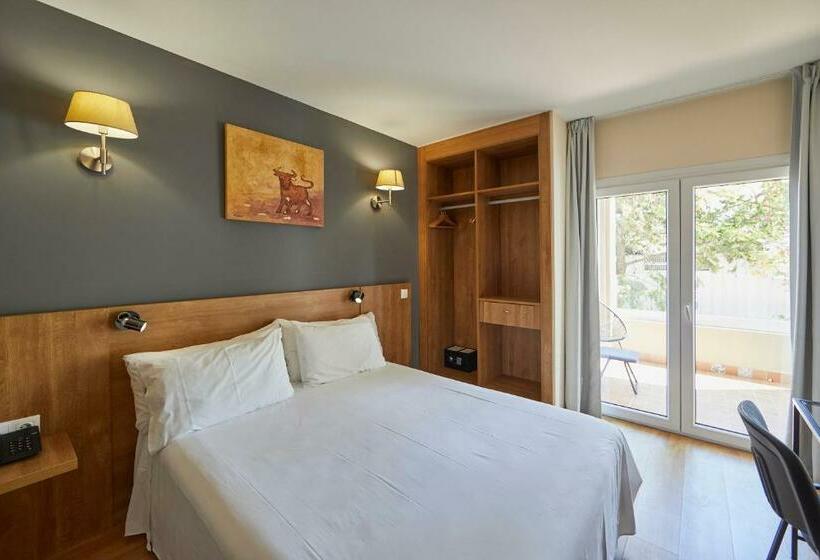 Quarto Superior, Nura Santa Ponsa Pins