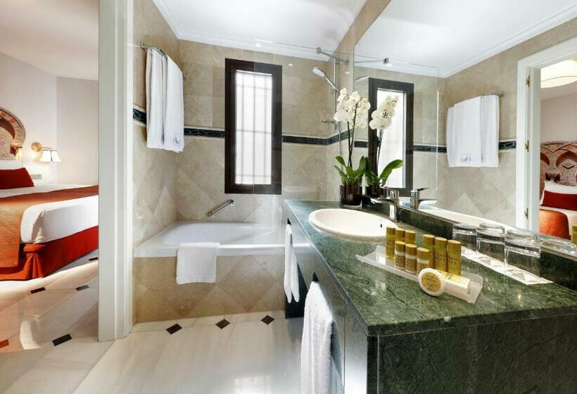 اتاق استاندارد سه نفره, Eurostars Conquistador