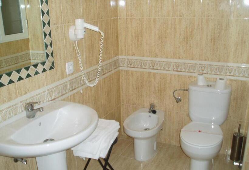 Четырехместный Номер Стандарт, Manzanares