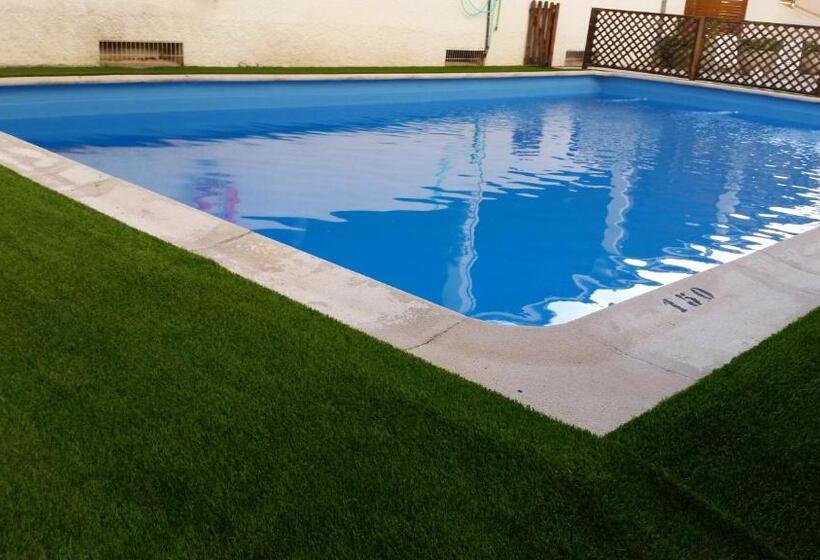 اتاق استاندارد چهار تخته, Balcón De Cazorla