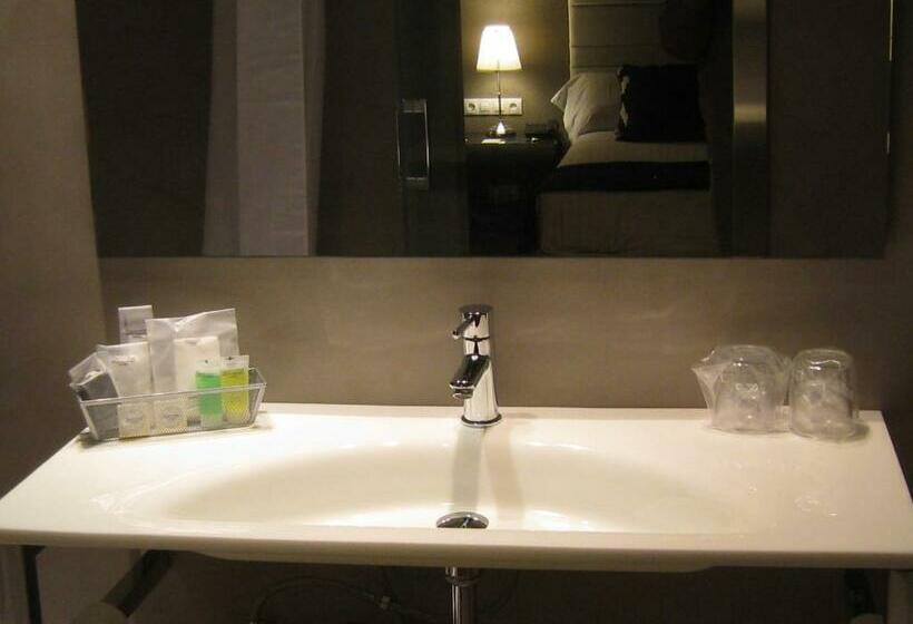 Номер Стандарт, Habitus Hotel Leyre