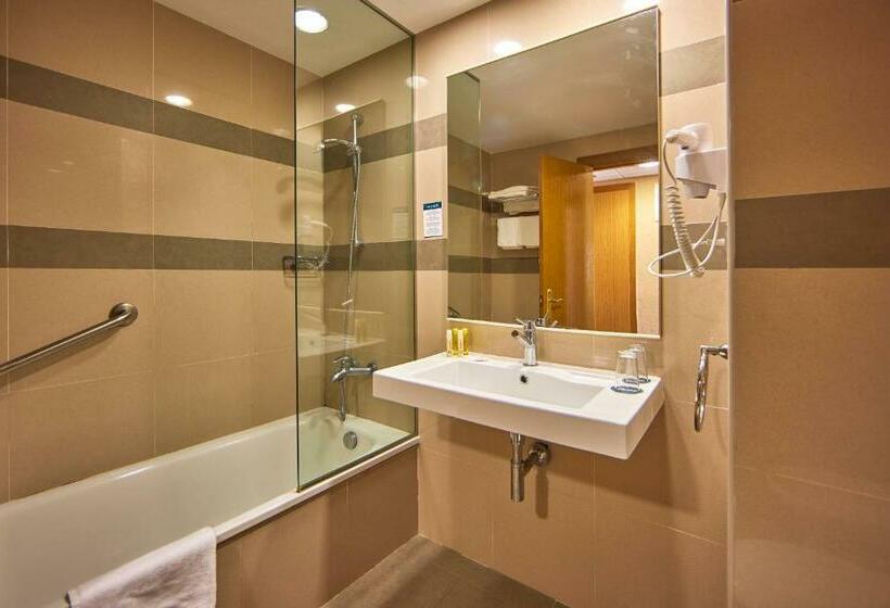 Standard Kolmen Hengen Huone, Don Juan Resort Affiliated by Fergus