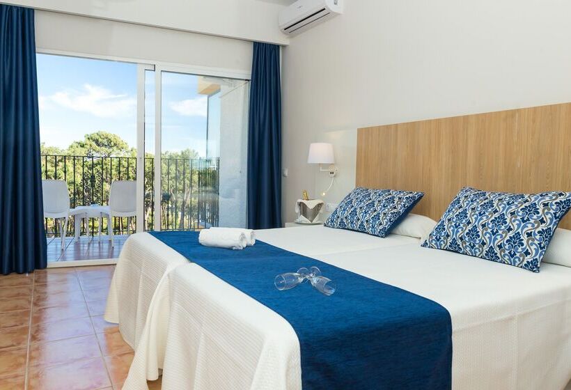 Quarto Triplo Estandar, Aluasun Marbella Park