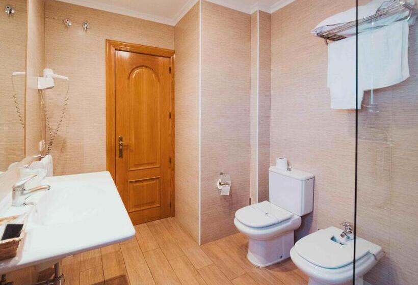 Quarto Triplo Estandar, Doña Carmen