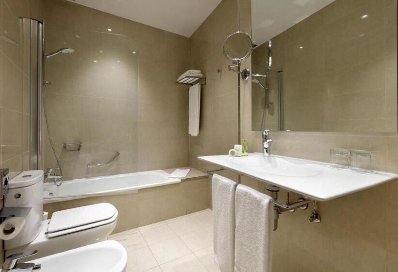 اتاق استاندارد یک نفره, Eurostars Regina