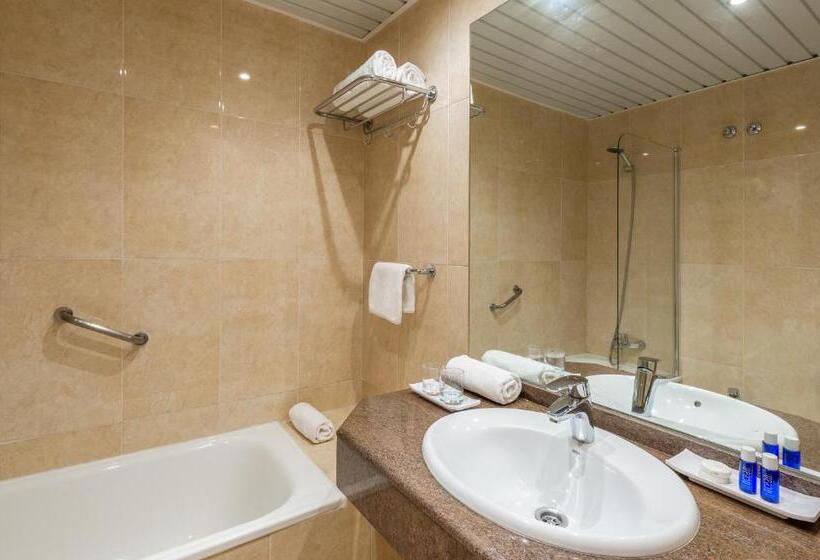 Номер Стандарт, Las Arenas, Affiliated by Melia