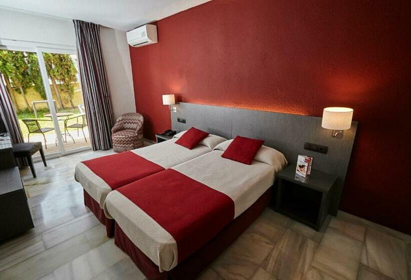 Quarto Estandar, Nerja Club By Dorobe