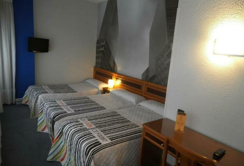 Quarto Triplo Estandar, Photo Zabalburu