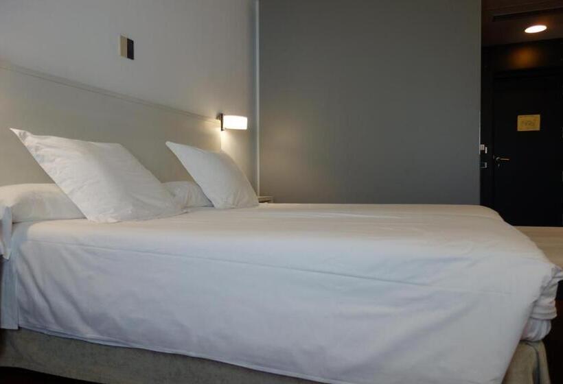 Quarto standard, Parador De Antequera
