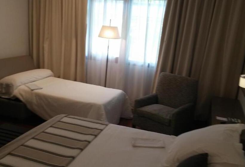 Quarto standard, Parador De Antequera