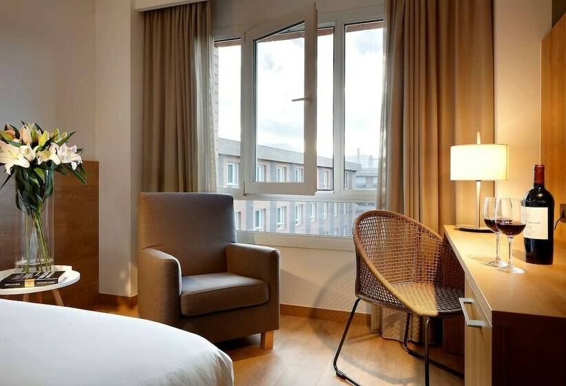 Quarto standard, Sb Corona Tortosa